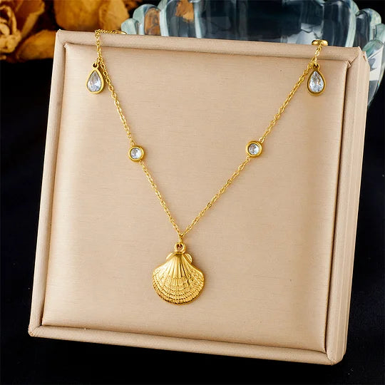 Fashion Ocean Series Accessories Pendant Gold-plated Stainless Steel Starfish Shell Multi-element Oil-drip Butterfly Necklace